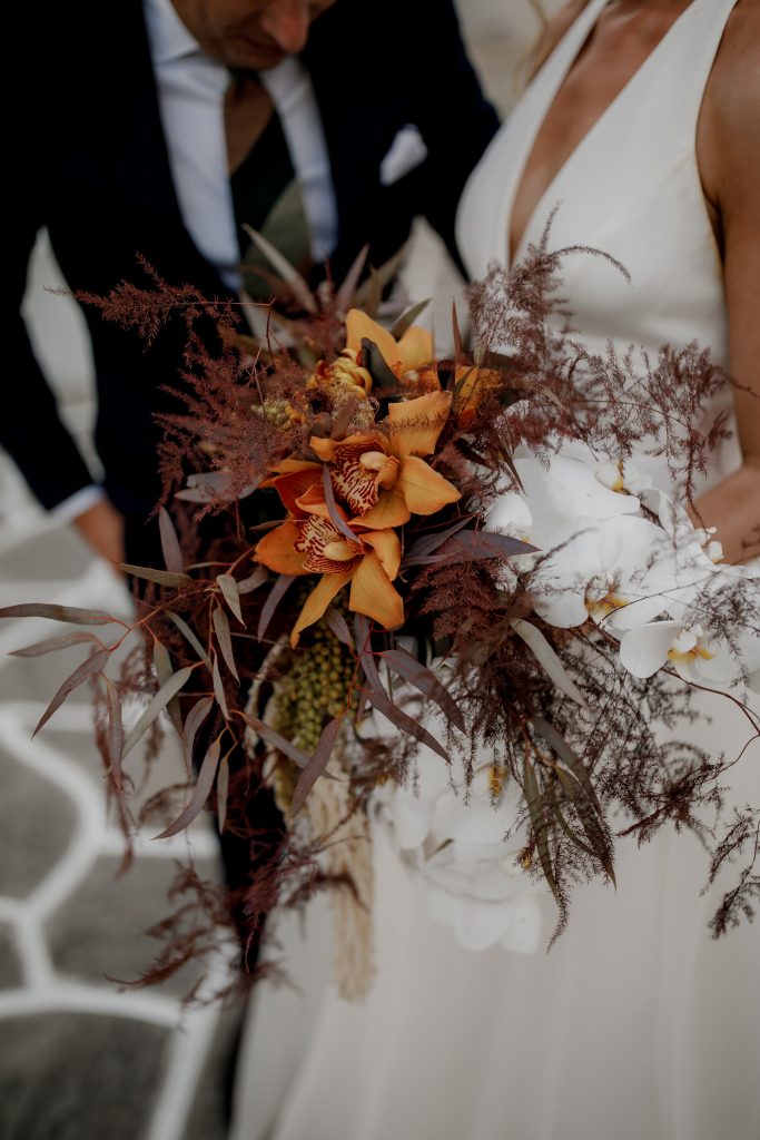 White On Black Studio 0813 (1) (1)